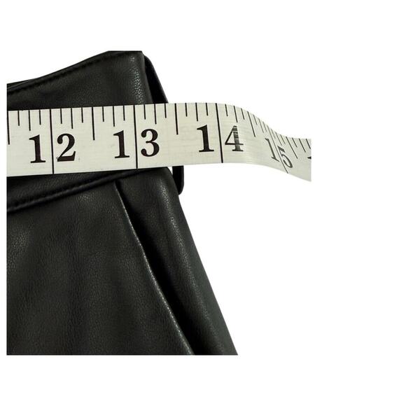 French Connection Women's Size 2 Black Tapered Leg Faux Leather Pants NWOT - Picture 3 of 6